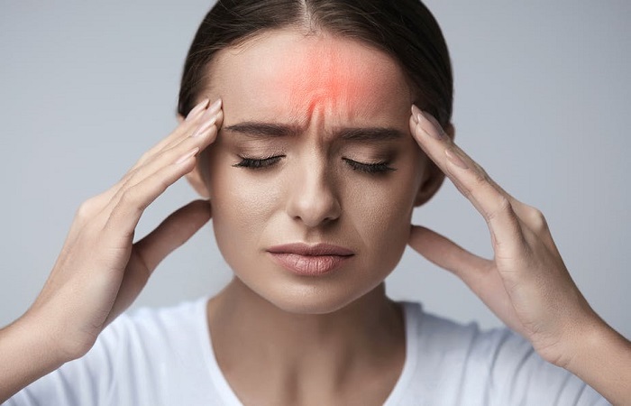 Does low blood pressure give you a headache?