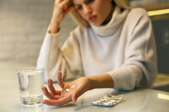 Treatment of ovarian pain